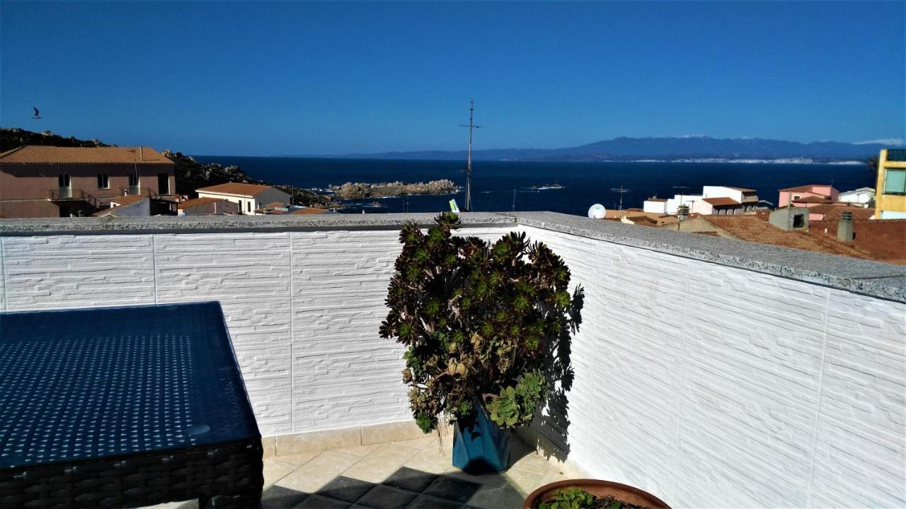B&B Domus De Janas Santa Teresa Gallura Exterior photo