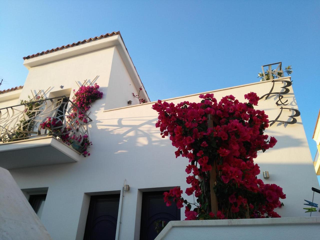 B&B Domus De Janas Santa Teresa Gallura Exterior photo